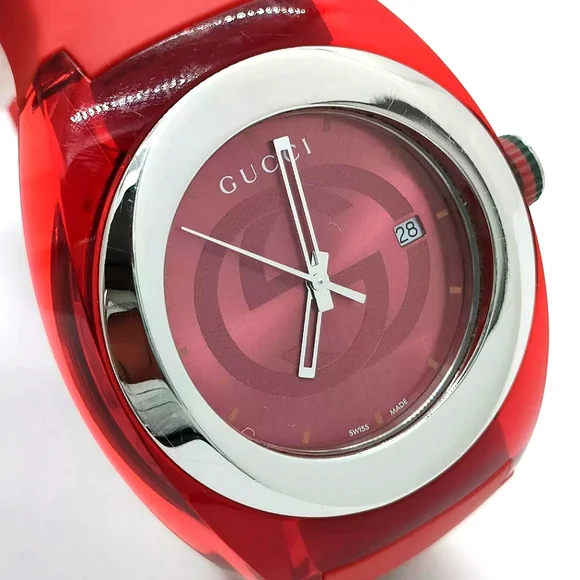GUCCI MENS RED WATCH - Picture 1 of 9
